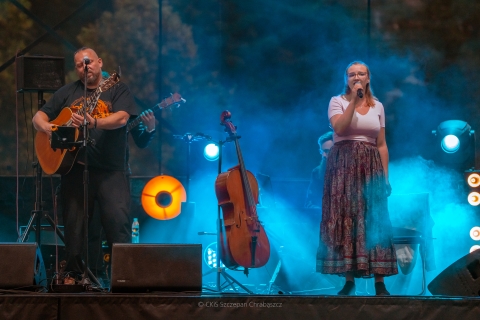 FK-Dom-o-zielonych-progach-05