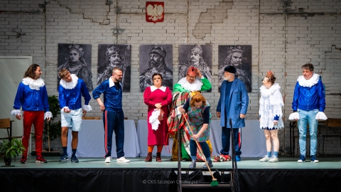 FK-Zaczarowana-Krolewna-1i2-24